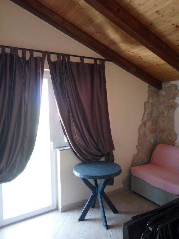 Apartments Leon Ražanac Екстериор снимка