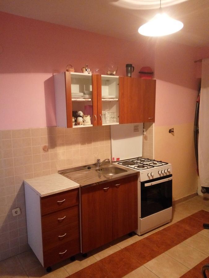 Apartments Leon Ražanac Екстериор снимка