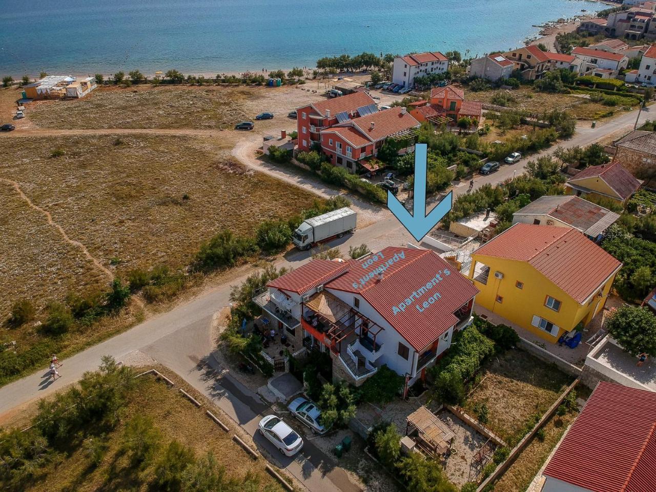 Apartments Leon Ražanac Екстериор снимка