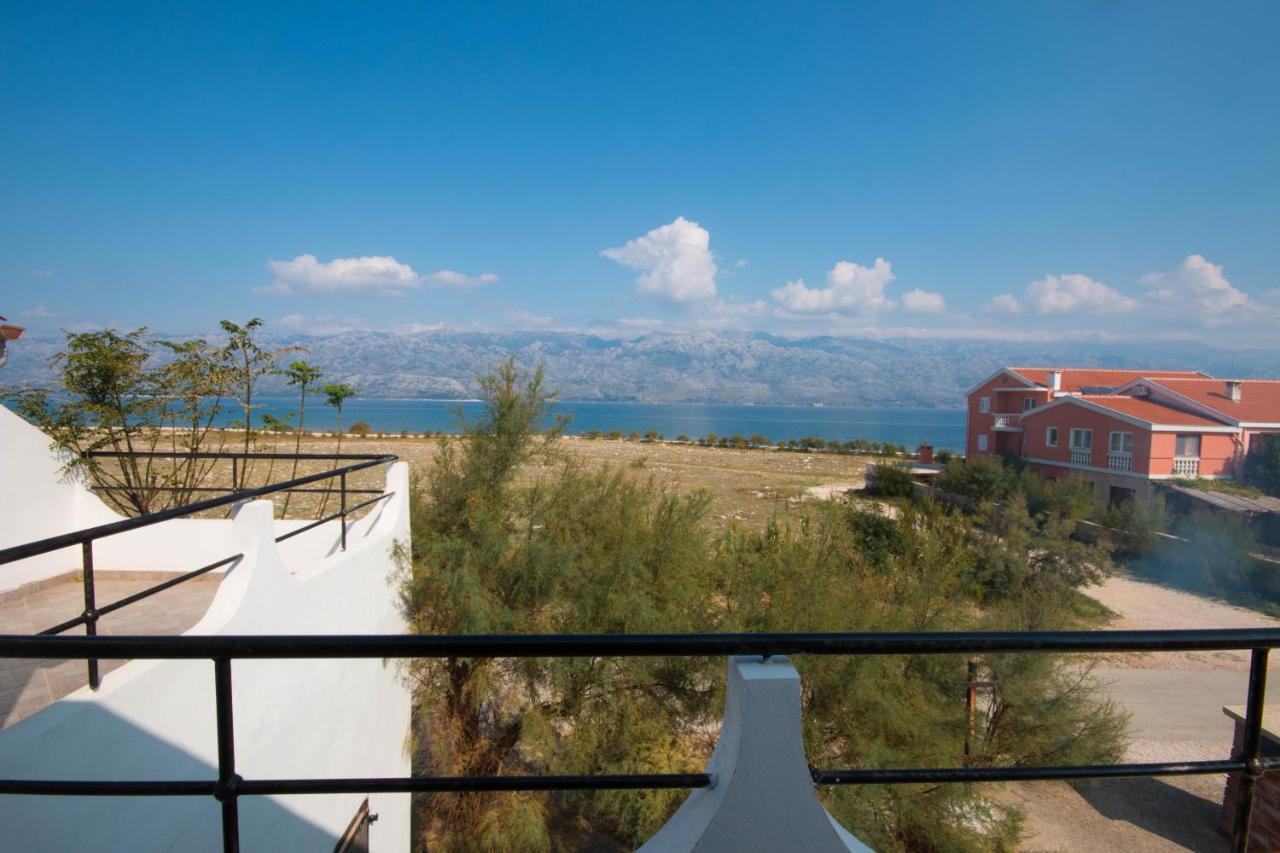 Apartments Leon Ražanac Стая снимка